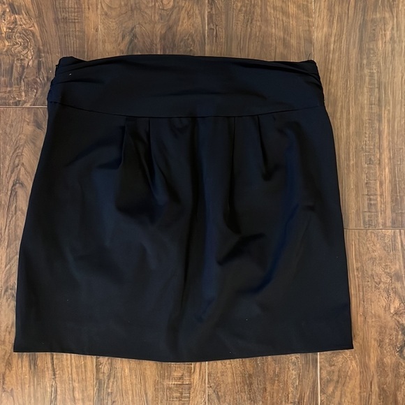 Banana Republic Black Skirt - Picture 8 of 8
